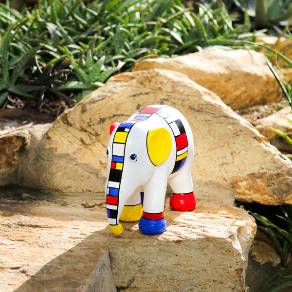 Elephant Parade Mondriaan a traversé mon esprit 15 cm Édition limitée 3000 MONDRIAAN a traversé mon esprit 15