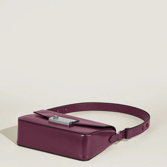 Montblanc messenger laukku Meisterstück cassis 199296