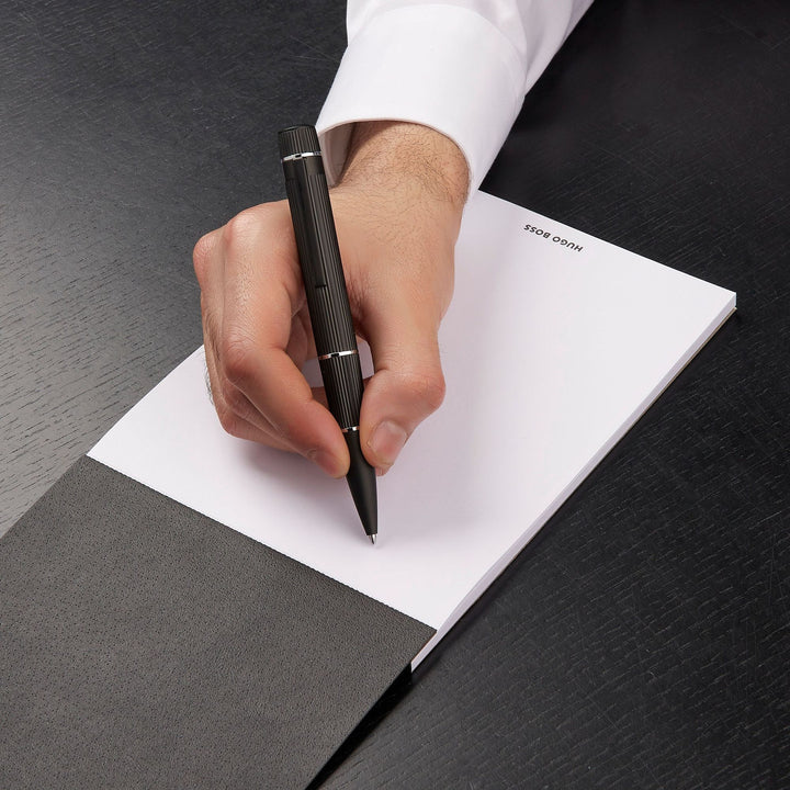 Pix Hugo Boss Core Black HSF4854A