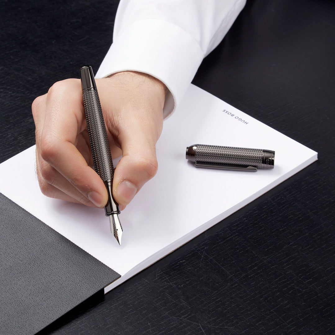 Plnicí pero Hugo Boss Elemental Gun HSI4652D