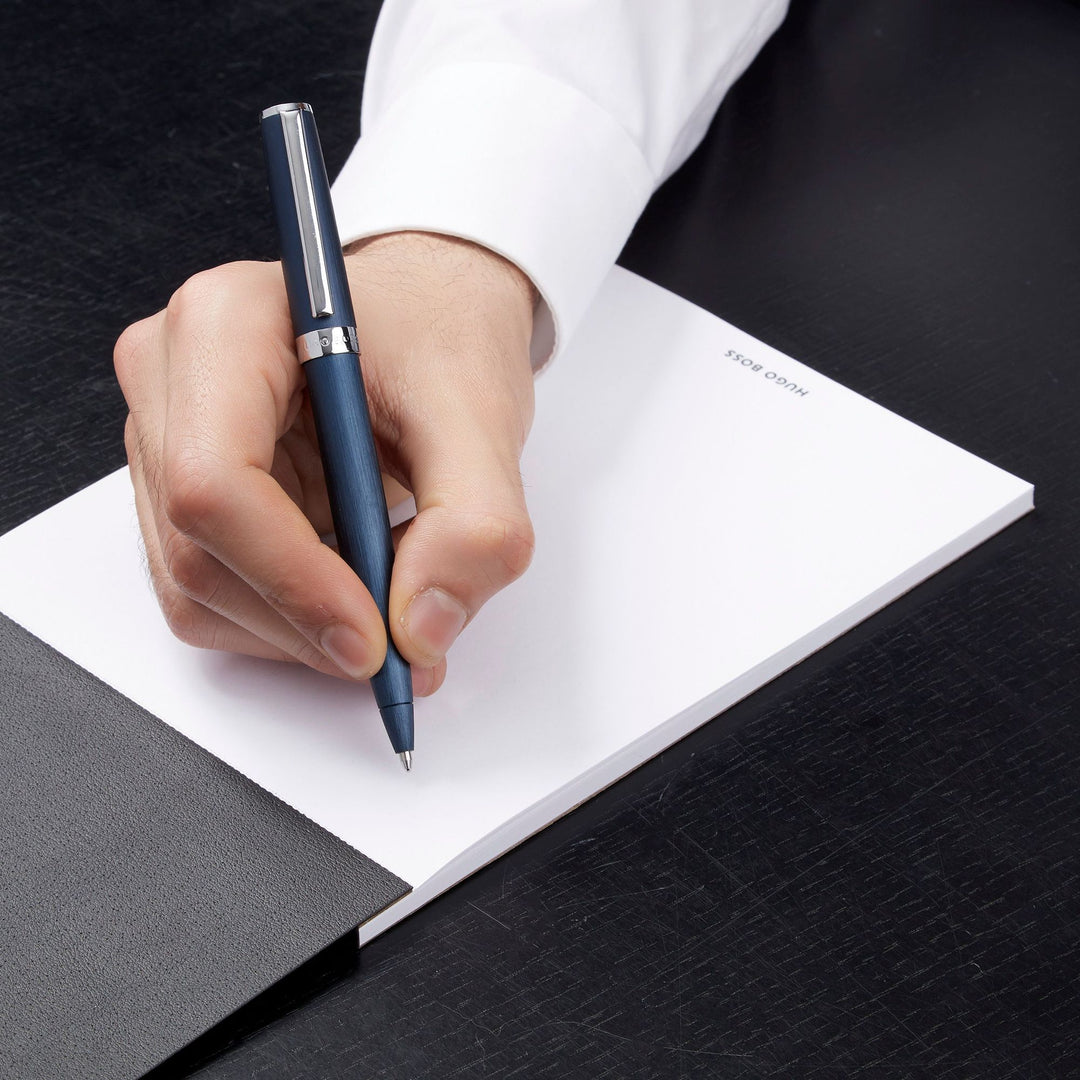 Hugo Boss Kuglepen Gear Børstet Navy HSK4414N