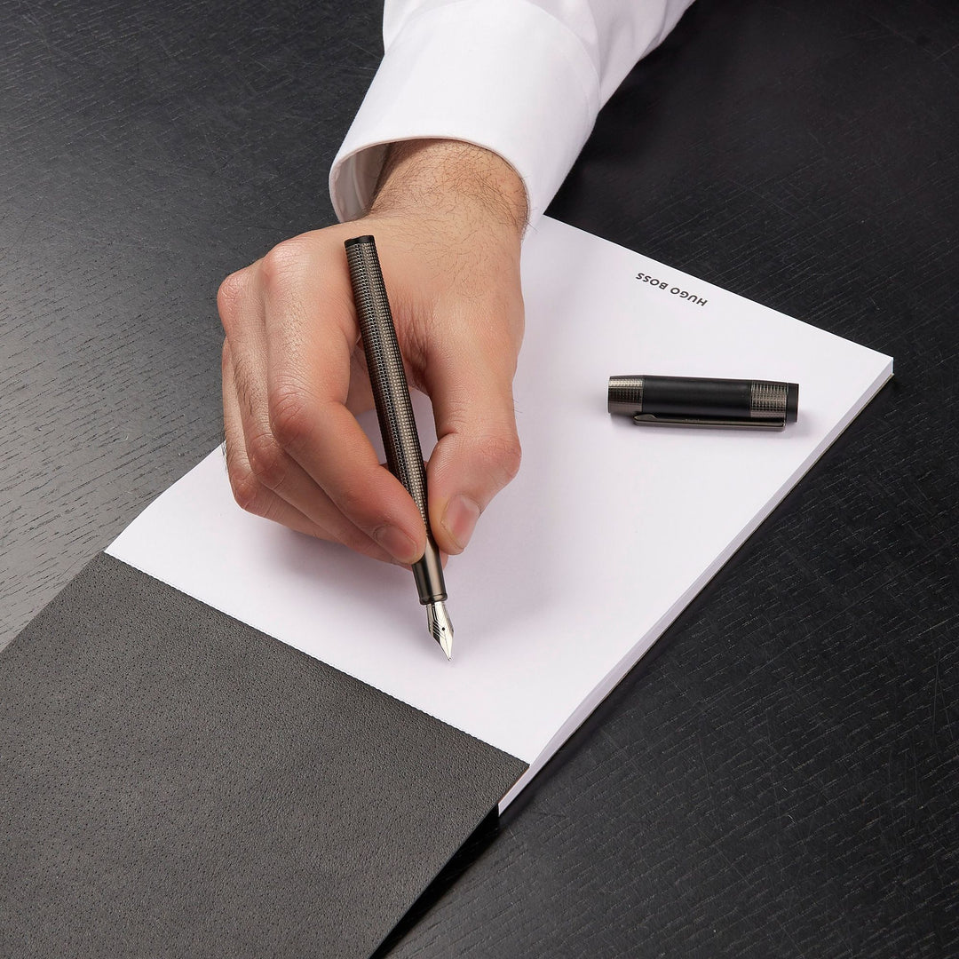 Hugo Boss Rive Gun HST4962D vulpen