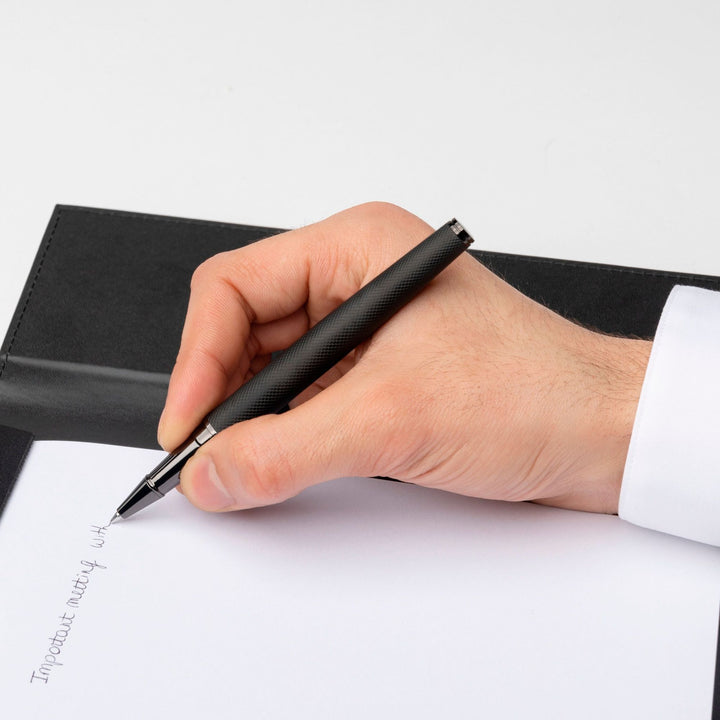 Hugo Boss Loop Stylo Roller Diamant Noir HSW3675A