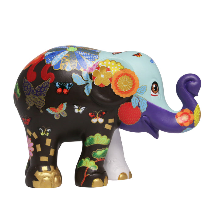 Elephant Parade elephant Happy Kiku 15cm Limited Edition kirjoittanut Chris Chun UK National Tour 2013 HAPPY KIKU 15