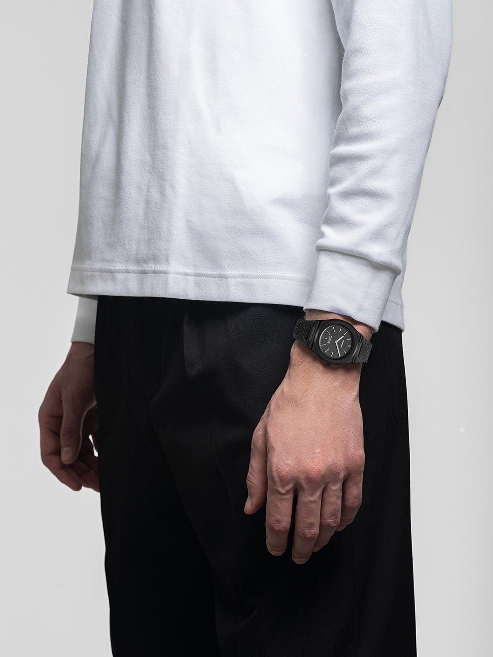 D1 Milano Musta Kevlar Ultra Thin Kello 39 mm D1-UHKJ01