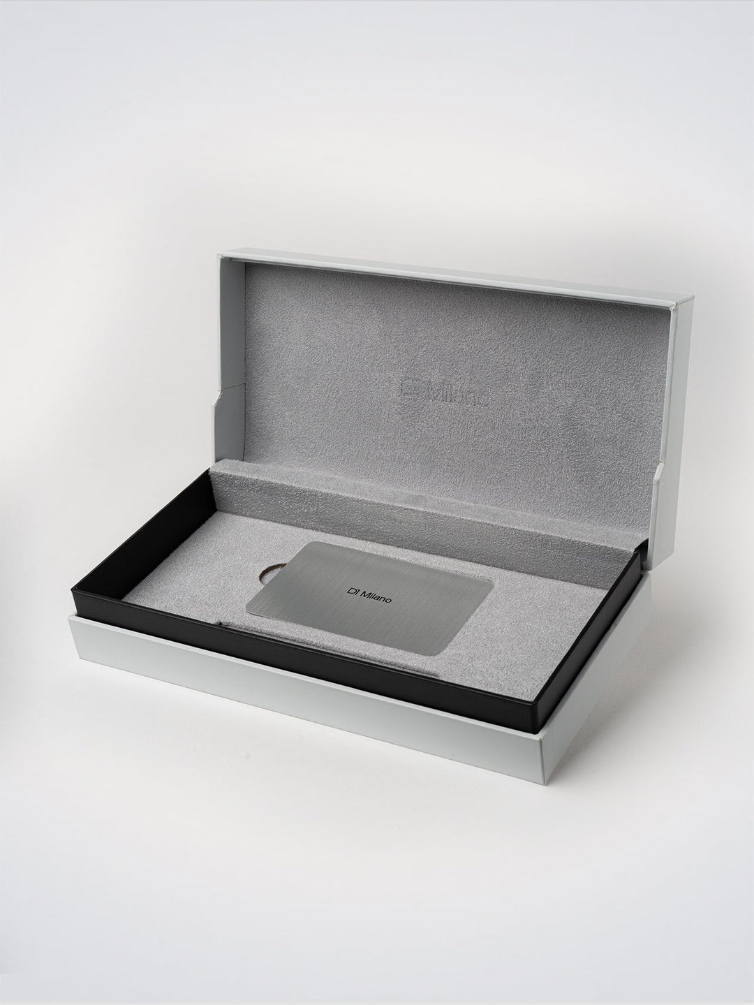 Caneta Esferográfica D1 Milano Preta e Prateada D1-PNSTU006