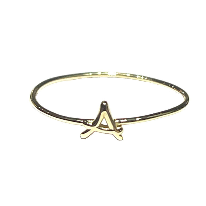 bague lettre en or 18 carats