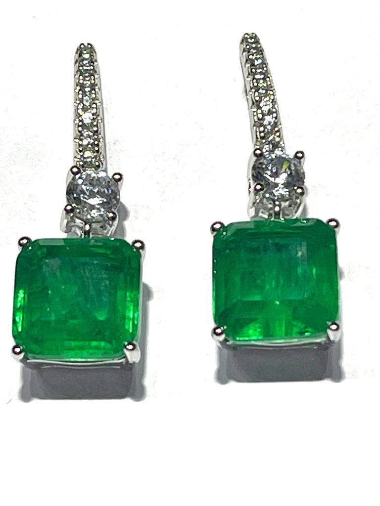 AP Coral Hollywood Diva Style vedhængsøreringe 925 sølv rhodium finish, smaragd kvarts OR601L1S - Capodagli 1937