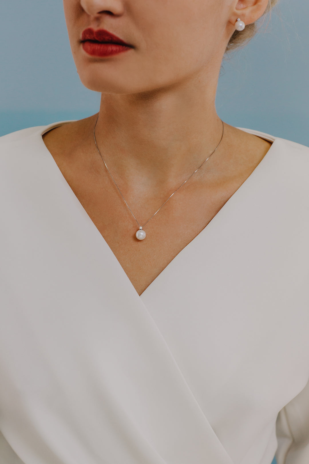 Colar de pérolas Comete Light Point em ouro e diamante GLP432