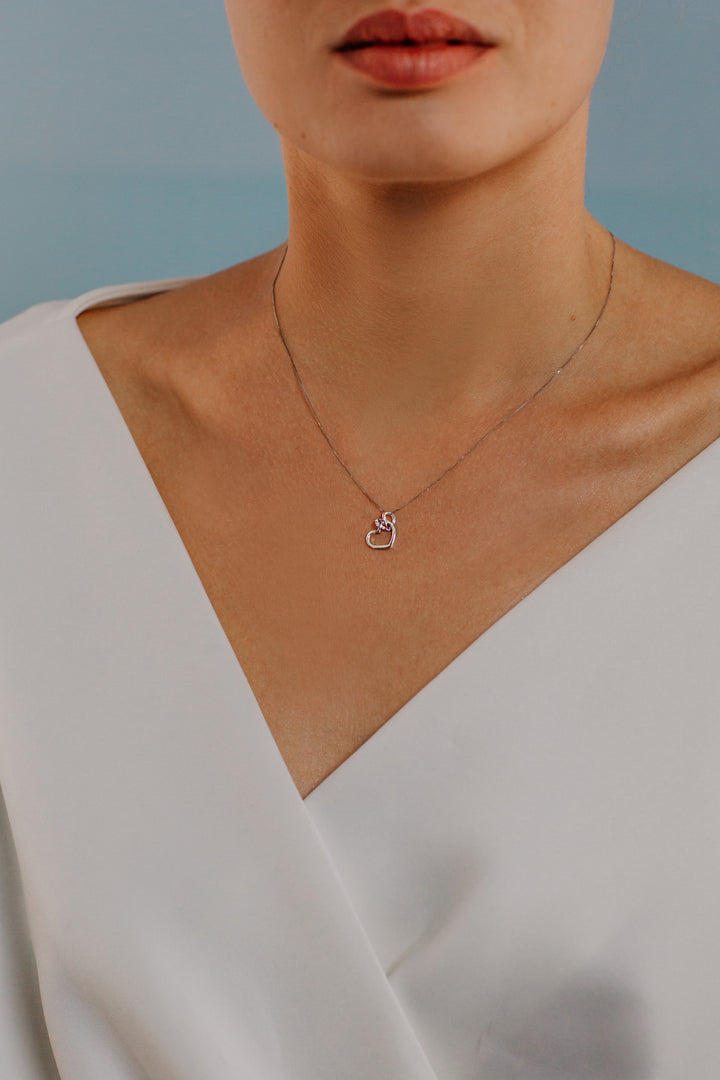 Comete Choker se srdíčky ve zlatě a diamantech GLB1340