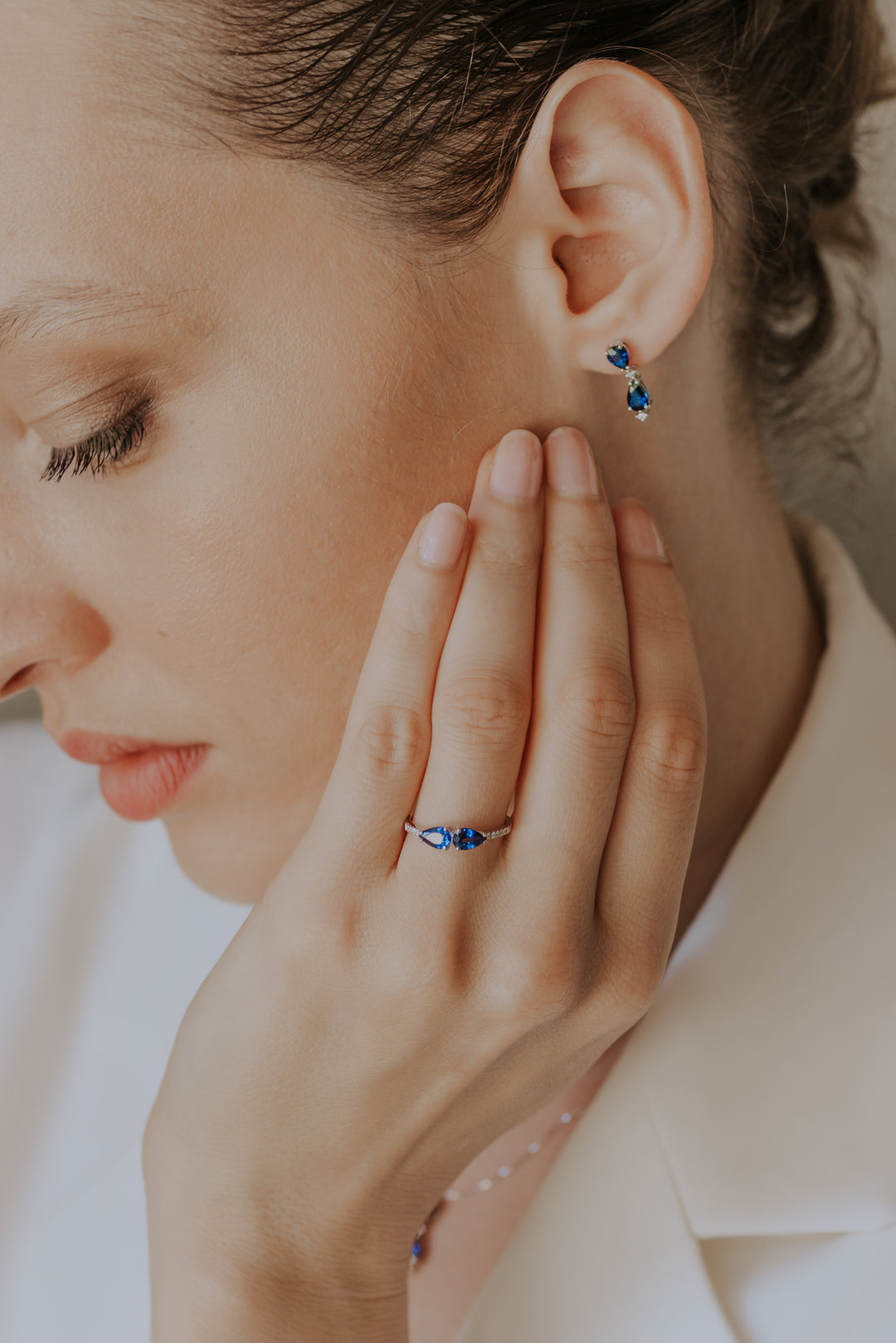 Comete Mezzo orecchino in Oro bianco con Diamanti e Zaffiri blu ORB10601/2