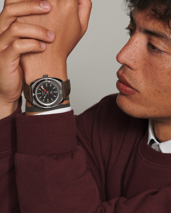 LONGINES – ULTRA-CHRON – L2.836.4.52.2