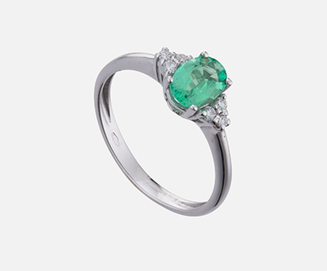 Nihama an 18k emerald n. oval 7x5 ct. 0.69 diam. ct. 0.09 NA5112O4SMN069