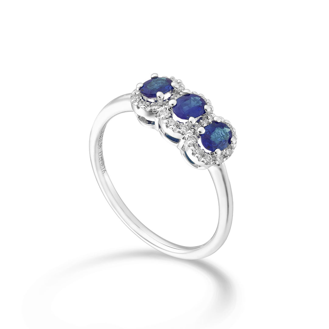 Mikiko een 18k ovale trilogie saffier 4x3 ct. 0,60 diam. 0,16 ct MA5194O4ZFD43