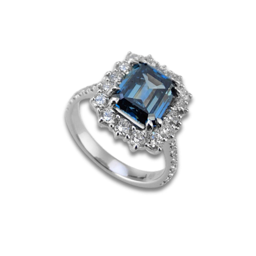 X-Diamond, 18kt laboratoř g.d. celkem ct. 4,21 centů. 3.04 modrý osmihran lab LXDAPU033O4OTDI421