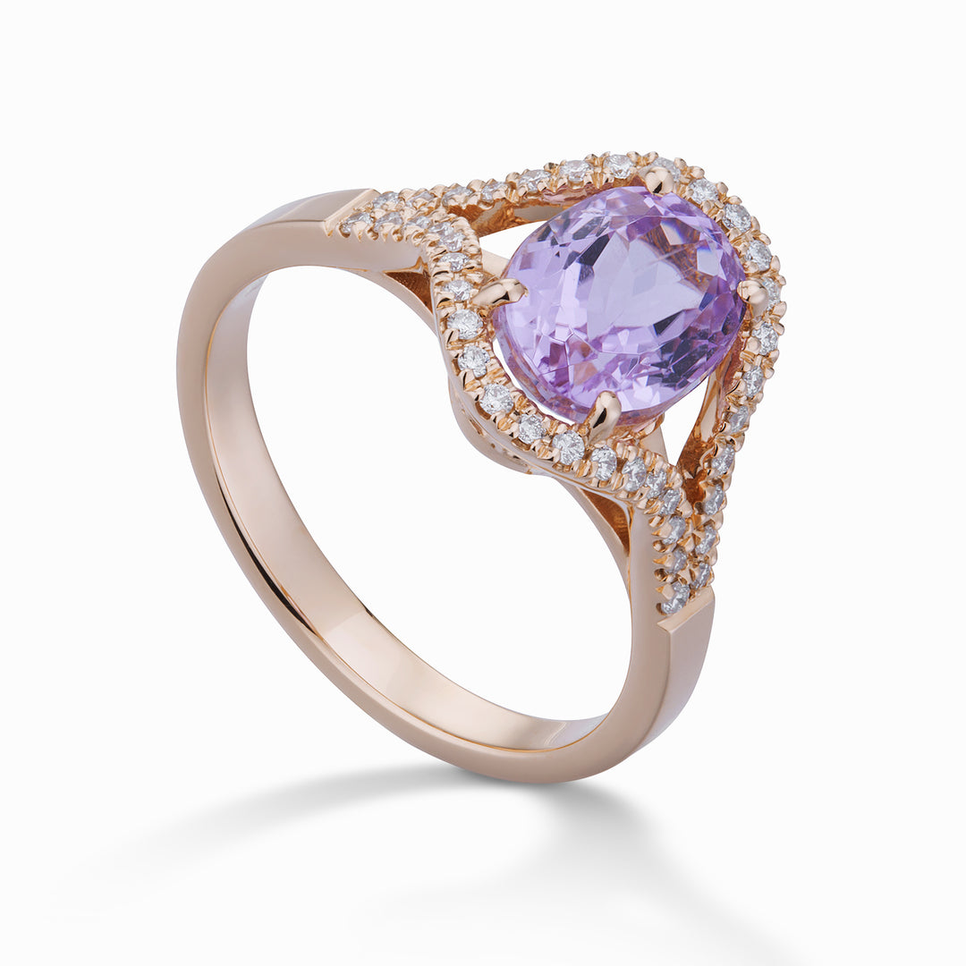 World Diamond Group ring med oval kunzite 9x7 og diamantkontur ACLC136DKZ79-22243110007