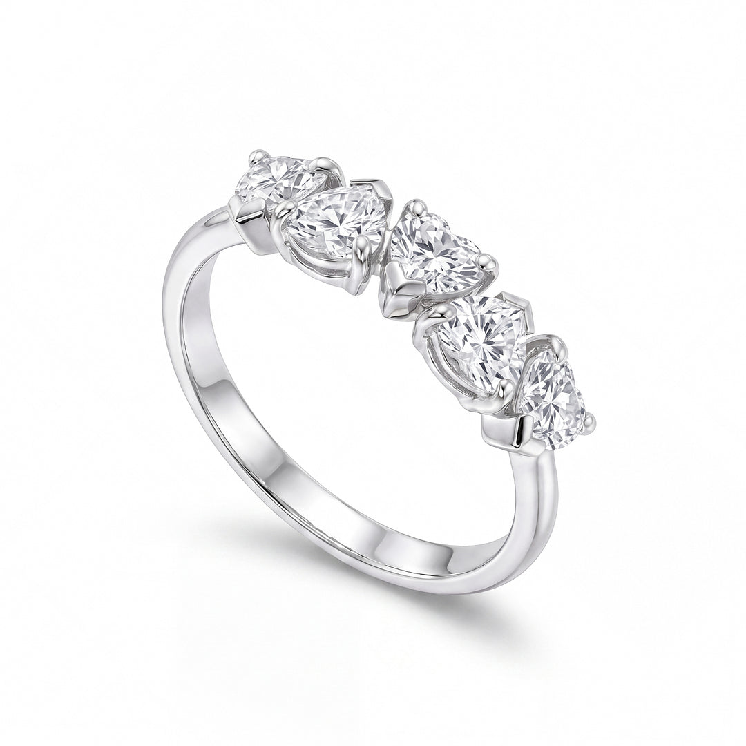 X-Diamond um laboratório de anel de cinco corações de 18kt g.d. com orientação alternada para ct. 1.06 XXDAN027O4CUBI106