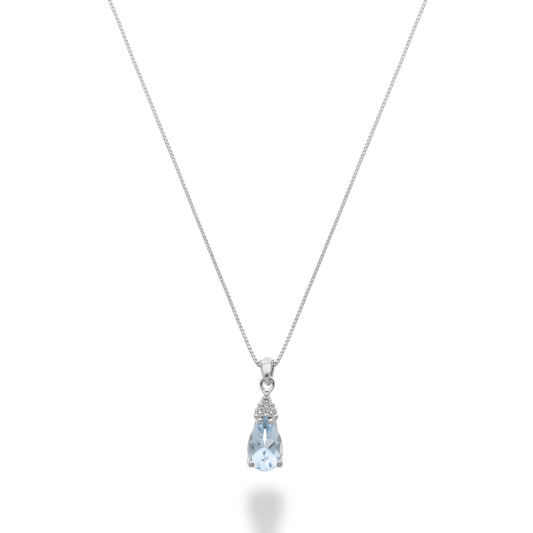 Mikiko cl 18k akvamarin drop 6x4 med tre diamanter MD5192O4AM
