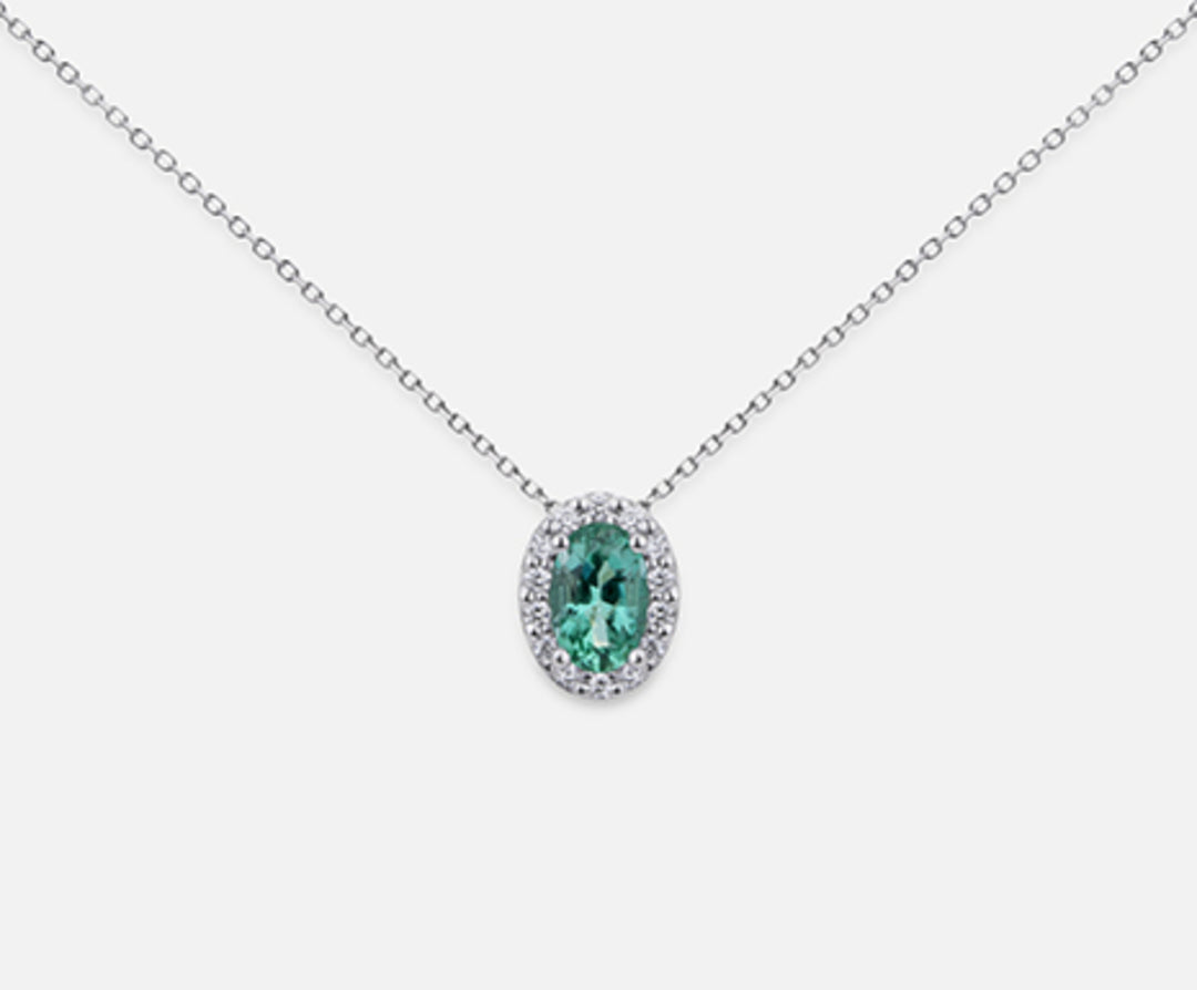 Mikiko cl 18k ovális smaragd, 6x4 ct.0,30 dia ct.0,09 MD5059O4BE