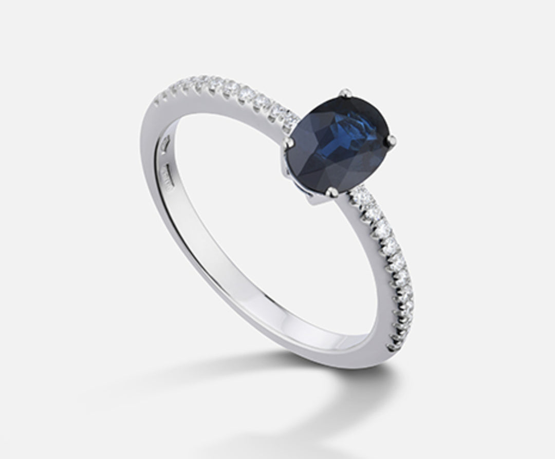 Mikiko ένα 18k οβάλ ζαφείρι 7x5 ct.0,80 διάμ. 0,13 ct MA5104O4ZFD
