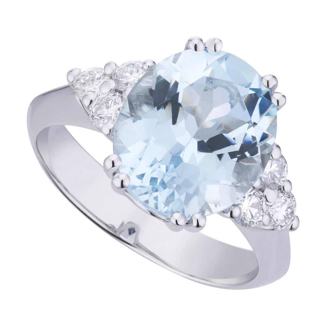 Anillo de aguamarina ovalada 9x7 de World Diamond Group y diamantes laterales ACLC058DIAQ3-21027110028