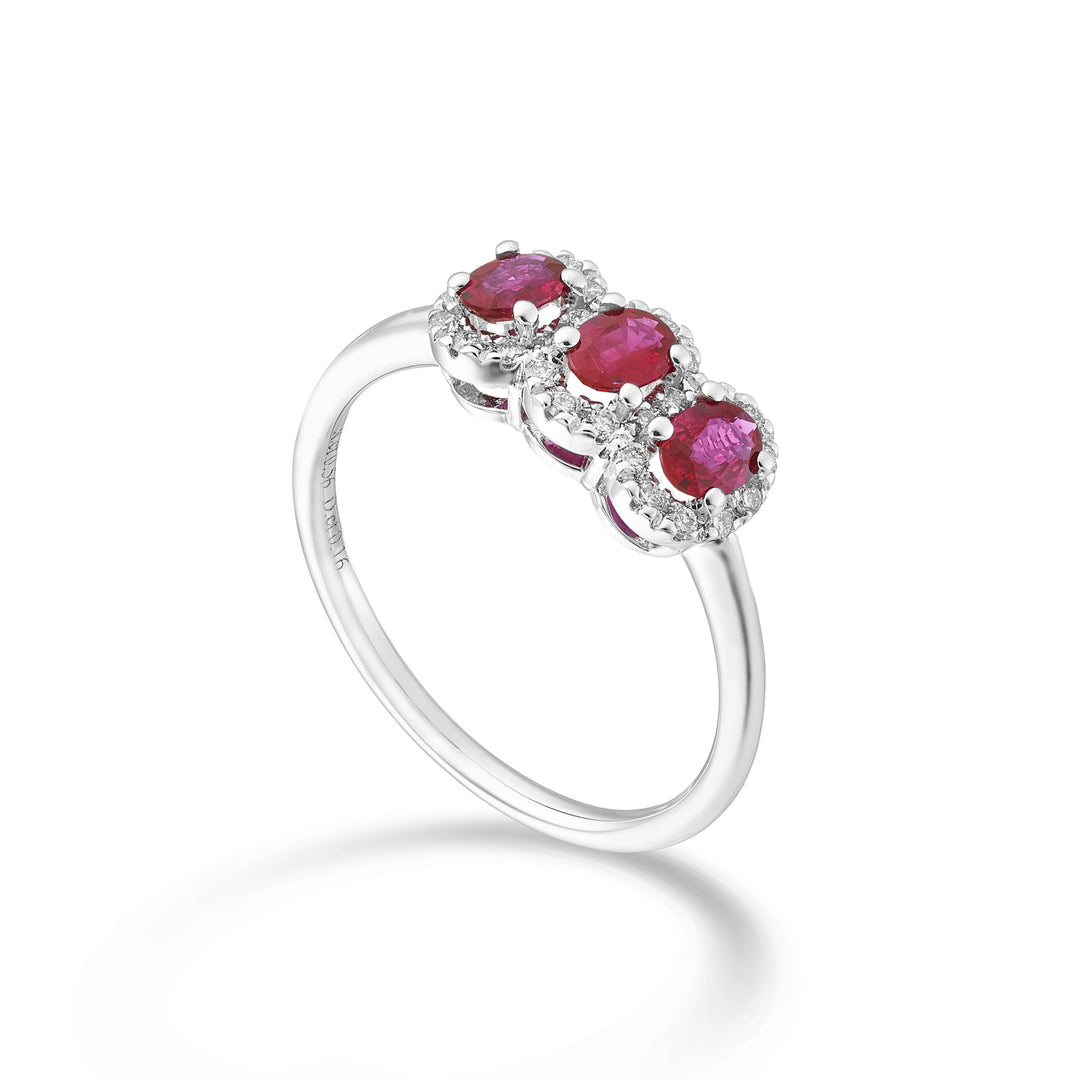 Nihama un rubis trilogie ovale 18 carats 4x3 ct. 0,60 de diamètre. ct.0,16 NA5194O4RBC43