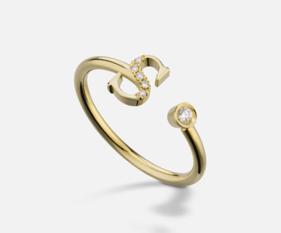 Golay, ein großer 9-Karat-Buchstaben-Diamant aus Gelbgold. ct.0,06 GAFSD2R1