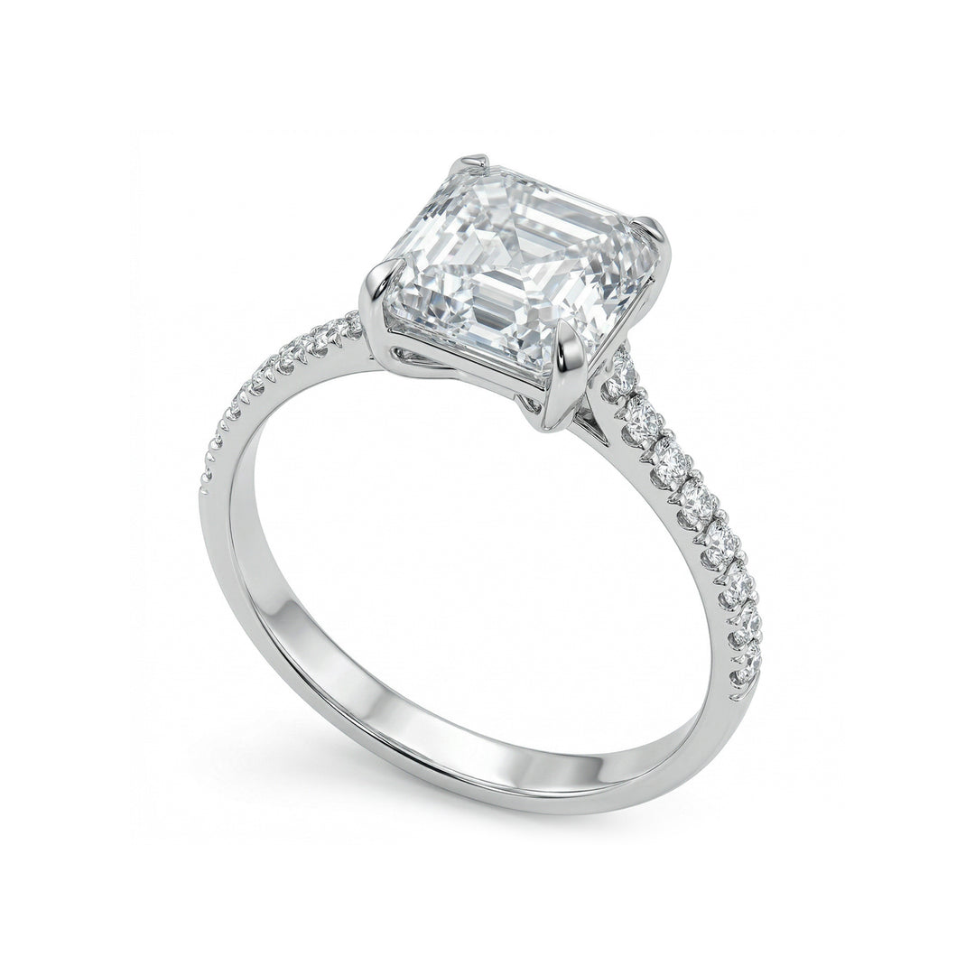 X-Diamond en 18kt lab g.d.tot. ct.2.77, cen firkantet modificeret smaragd 2.54ct og forsænket skaft 0.23ct XXDAPU124O4SQBI277