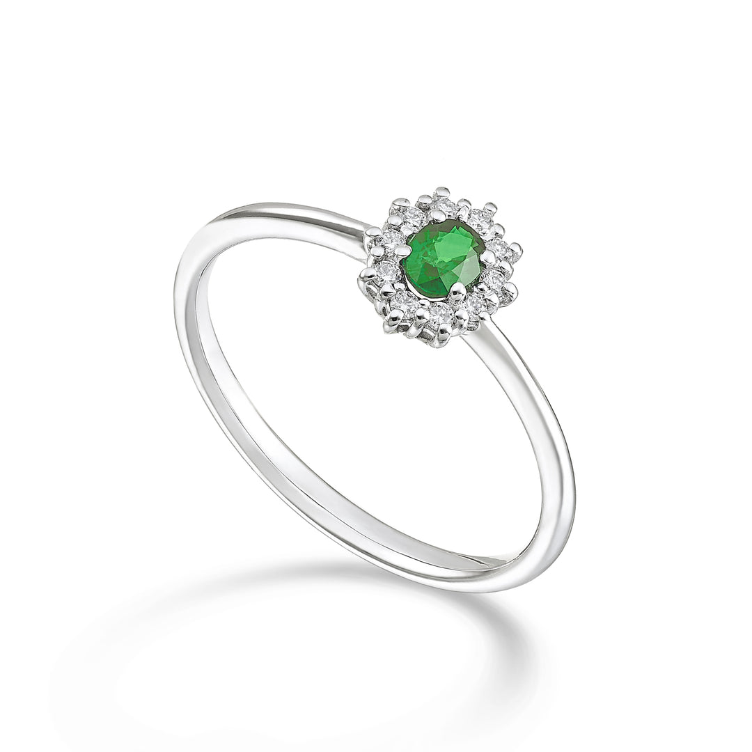 Mikiko, ein ovaler Smaragd aus 18 Karat, 4x3 ct.0,15 Durchm. ct.0,08 MA5166O4BE