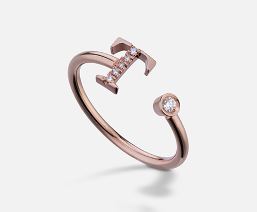 Golay una letra t grande de 9k en oro rosa diam. ct.0.06 GAFTD2R3