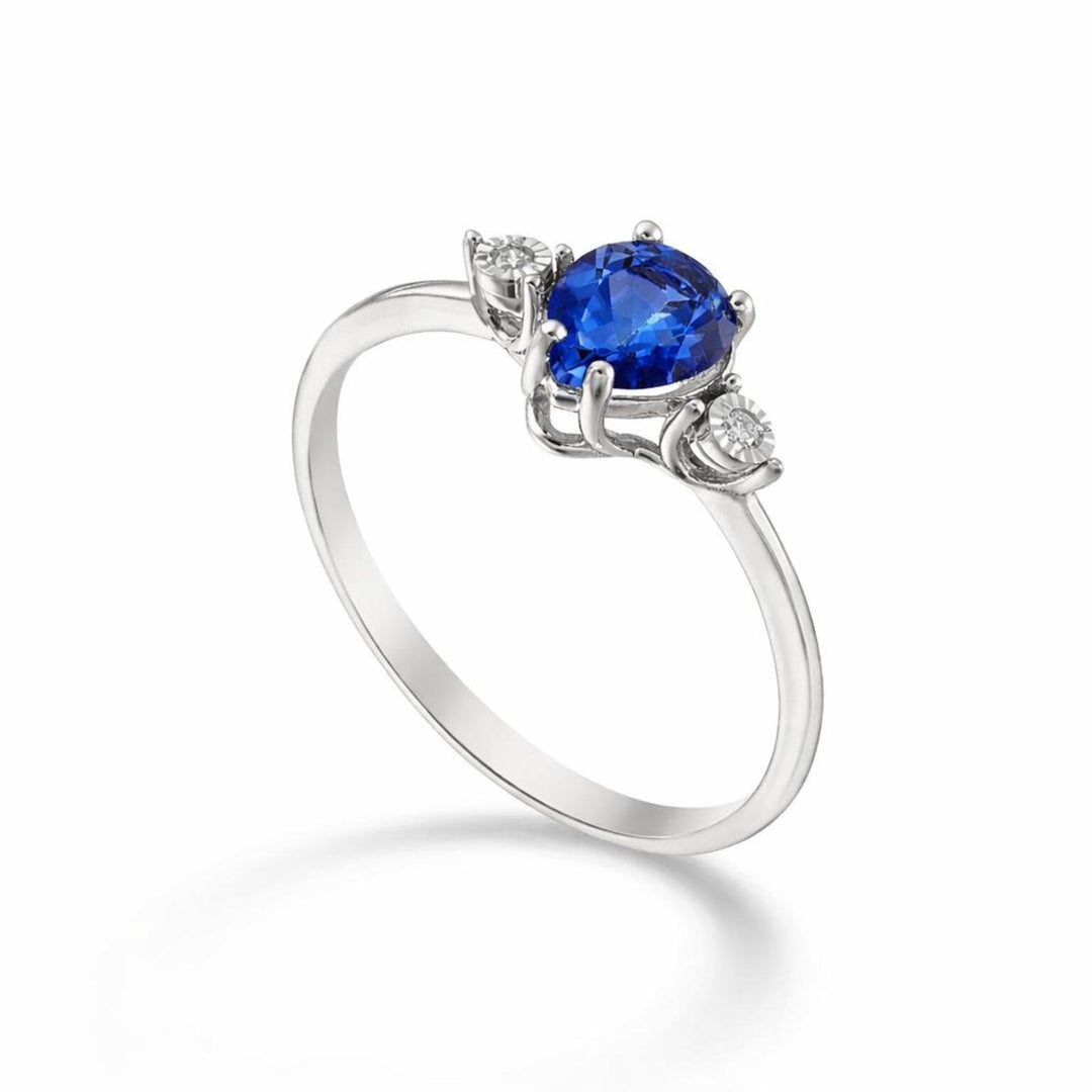 Mikiko 18k safírová kapka 7x5 a boční diamanty MA5214O4ZFD