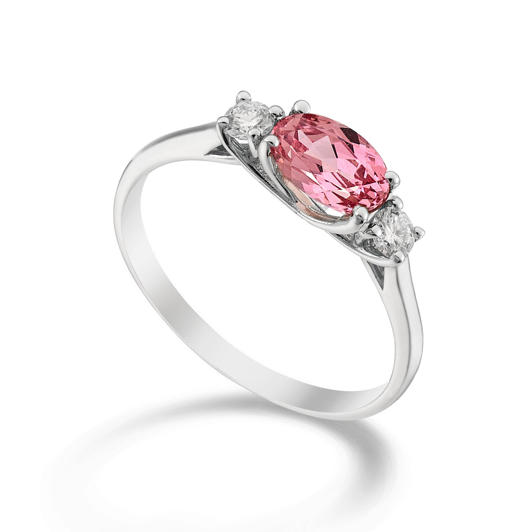 Mikiko an 18k oval pink sapphire 7x5 ct.0.80 dia ct.0.16 MA5113O4ZFRP