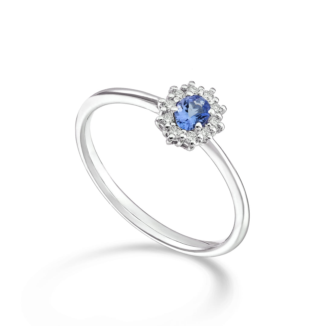 Mikiko, ein 18 Karat ovaler Tansanit mit 4 x 3 ct. 0,14 Durchm. ct.0,08 MA5166O4TZN