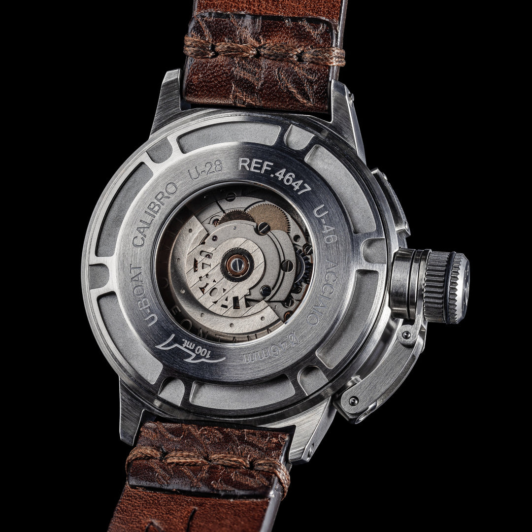 Relógio U-BOAT Classic U-46 46mm bege automático aço 4647