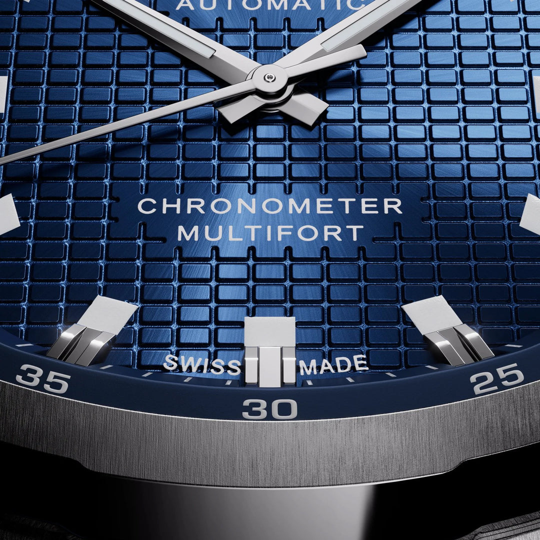 Montre Mido Multifort TV Big Date Chronomètre 40mm bleu automatique acier M049.567.11.041.00