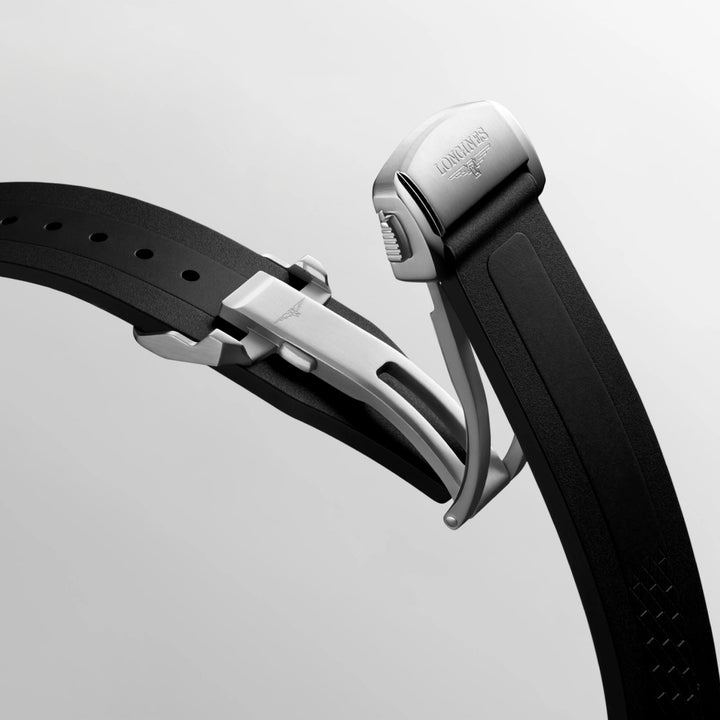 Montre Longines Conquest 41 mm en acier automatique noir L3.830.4.52.9