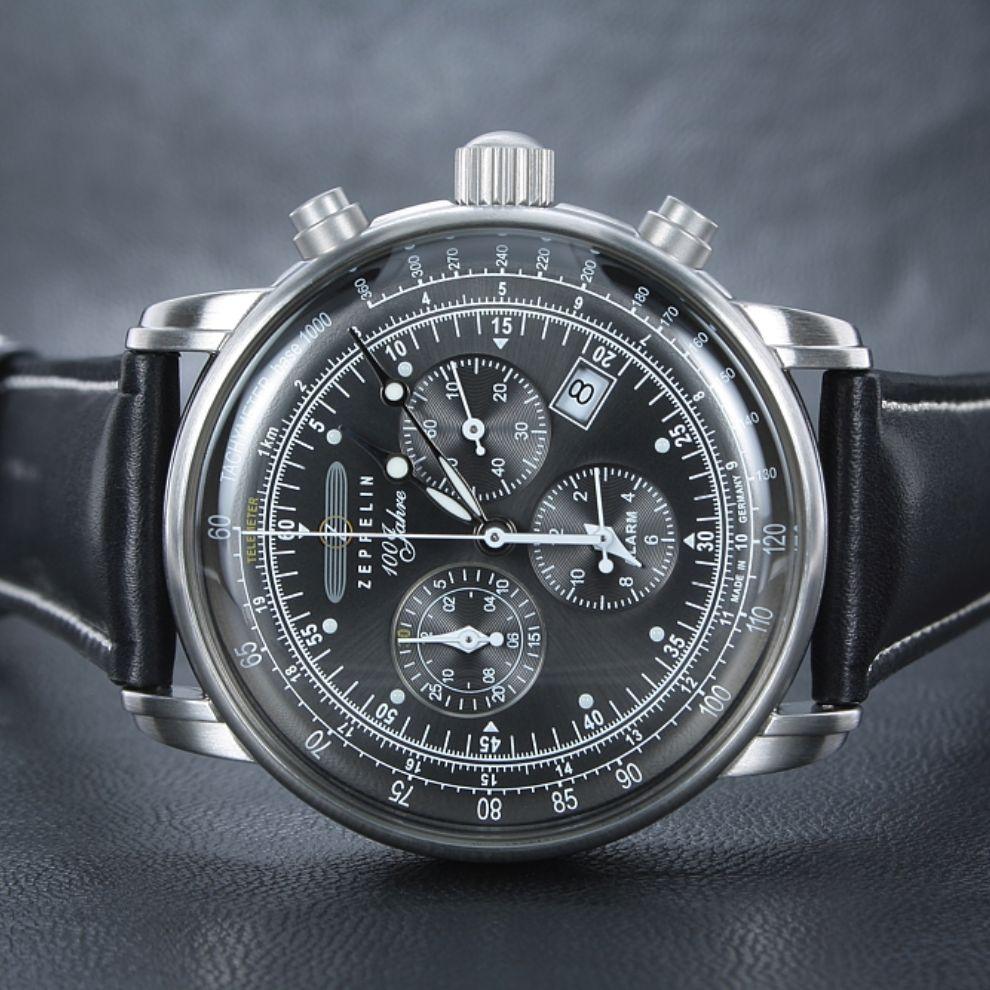 Zeppelin 100 Años Zeppelin Cronógrafo 42 mm acero cuarzo negro 7680-2 - Capodagli 1937