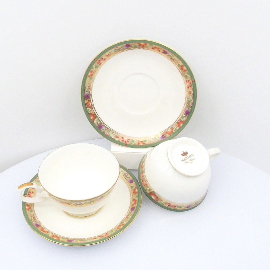 Narumi set van 2 theekopjes in Bone China porselein met gouden afwerking A/0100 - Gioielleria Capodagli