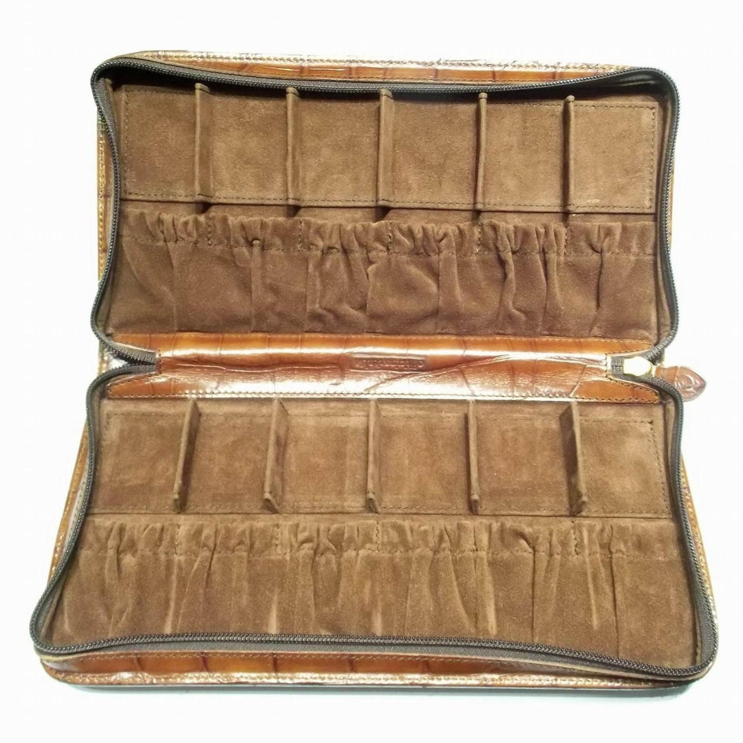 Officina Italia box för 12 klockor i brunt läder med krokodiltryck 0FF.01 - Gioielleria Capodagli