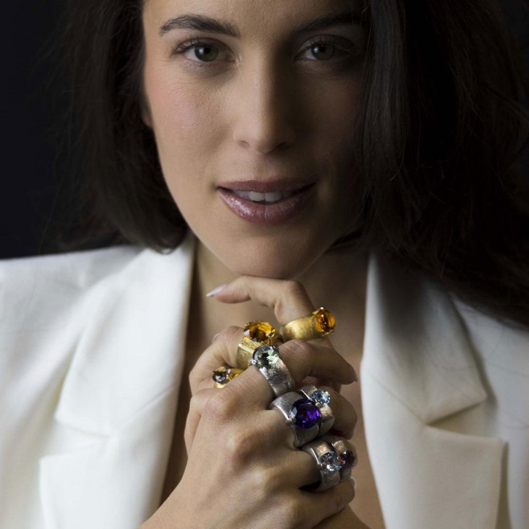 Pitti e Sisi Rainbow ring 925 sølv PVD gul guld finish cognac quartz AN 8583G/087 - Capodagli 1937