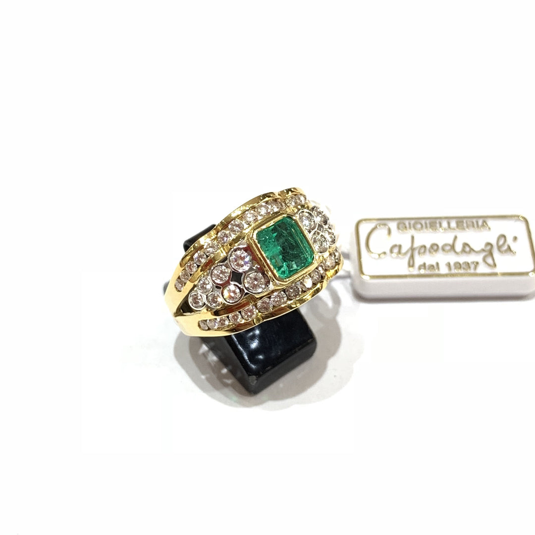 Pierścionek Recarlo ze szmaragdem i diamentami z 18-karatowego złota - Biżuteria Capodagli