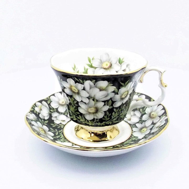 Royal Albert tekop Mountain Avens engelsk porcelæn emalje dekorationer guld finish blomst A-S885-4 - Gioielleria Capodagli
