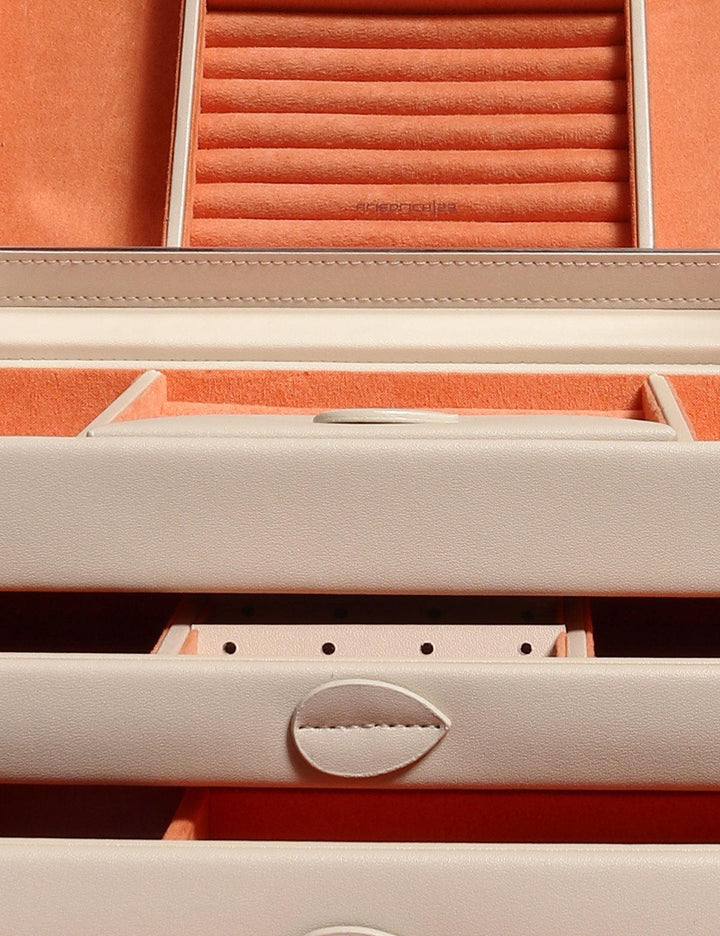 Friedrich23 Boho Beige sieradendoosje 20133-1 - Capodagli 1937