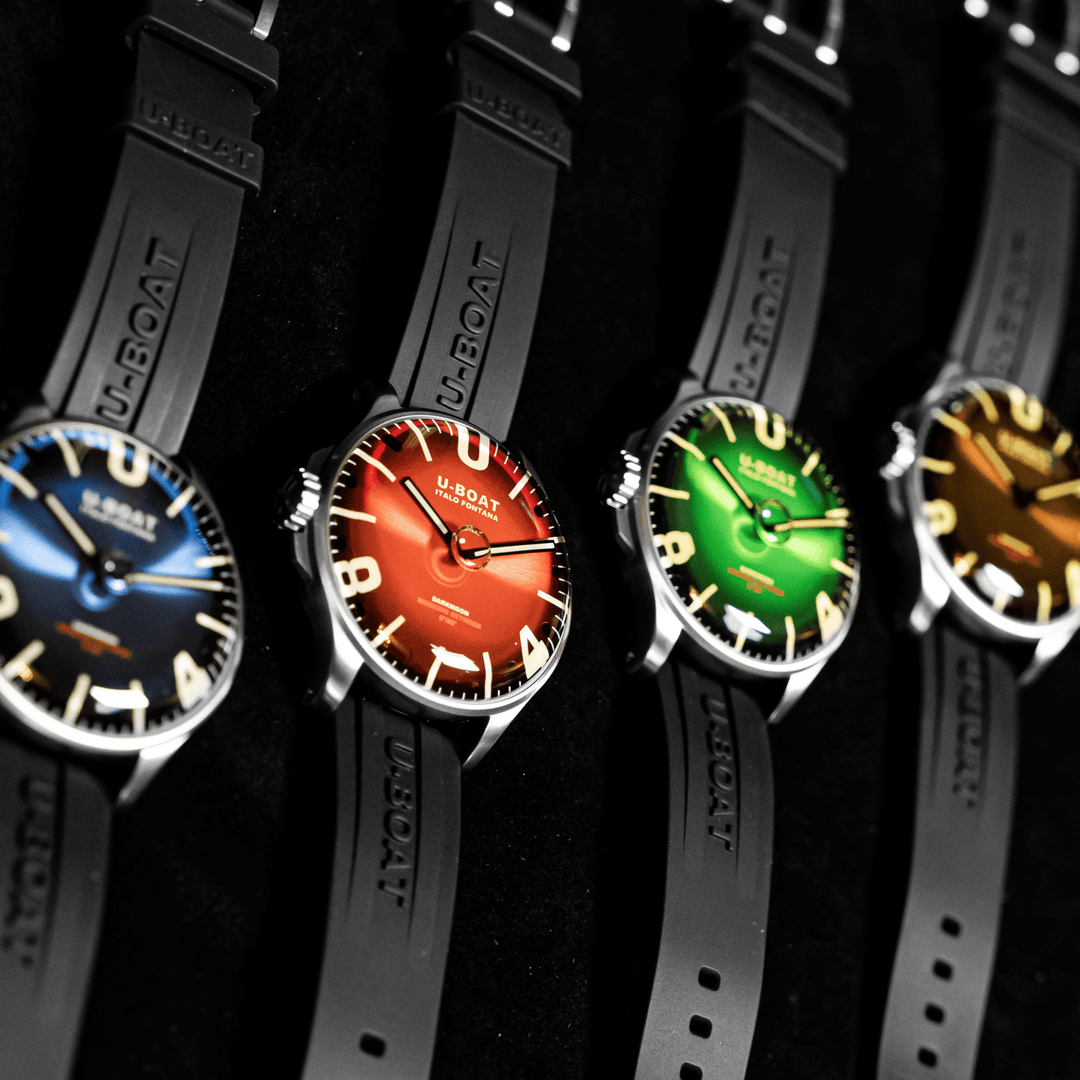 U-BOAT-Uhr Darkmoon Red SS Soleil 44 mm roter Quarzstahl 8701/B – Capodagli 1937